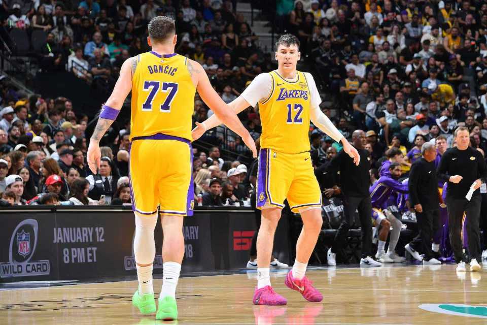 KAIYUN-湖人输西部第二之争!东契奇空砍38+10+10 第86次三双历史第七