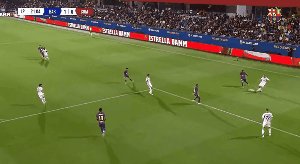 1754868647480085426.gif 【甘伯杯】巴萨5比0科莫 费尔明、亚马尔皆双响