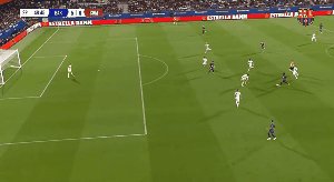 1754868676067017342.gif 【甘伯杯】巴萨5比0科莫 费尔明、亚马尔皆双响