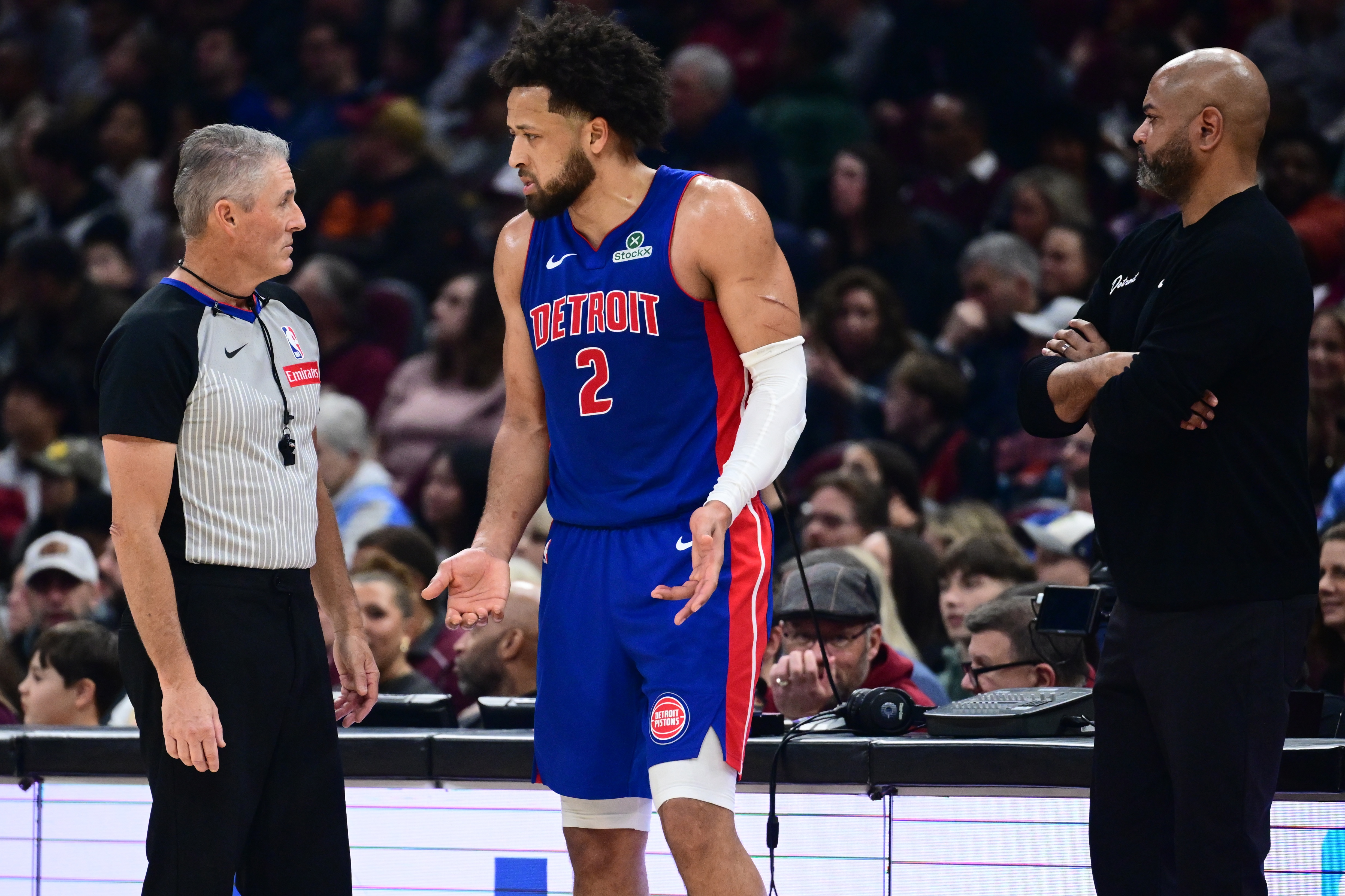 开云-字母&amp;浓眉离队？国王超市是否开张？盘点交易截止日前10大疑问