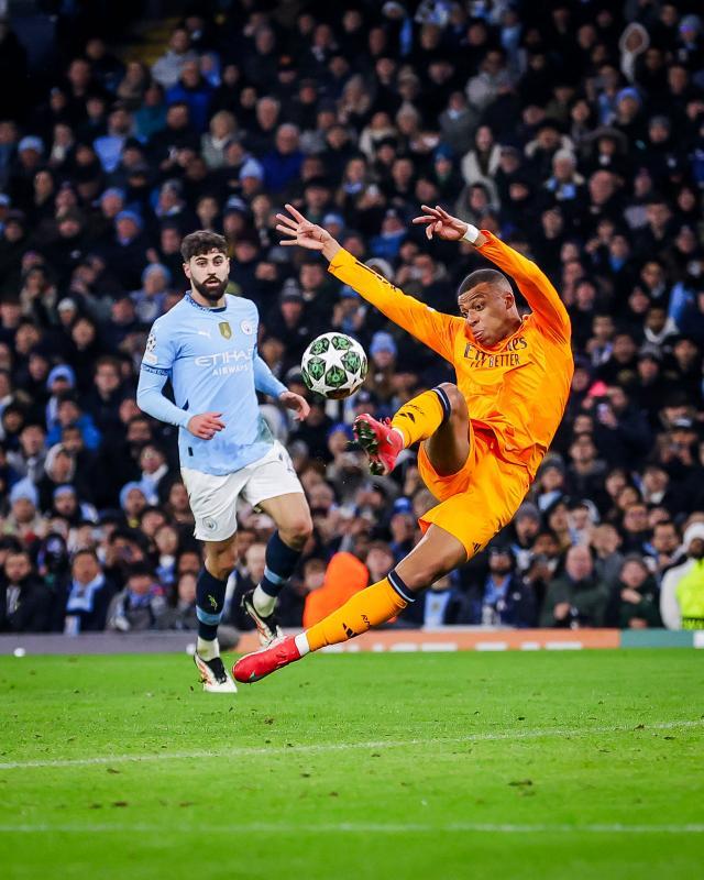 1739319479111092156.jpg 开云体育下载-【评分】三无瓜迪奥拉,苍白德布劳内,闪亮皇马巨星