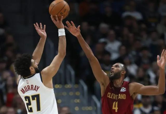 1740741501232017459.png 开云APP-文班受伤出局 DPOY奖项的归属悬念依旧不大?