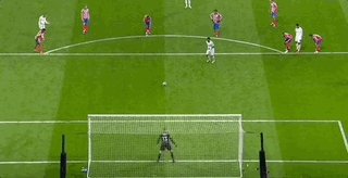 1741818509300092045.gif 开云体育官网-【欧冠】阿尔瓦雷斯点球违例,皇马点球大战淘汰马竞