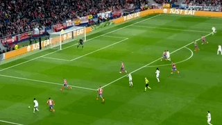 1741818589427070407.gif 开云体育官网-【欧冠】阿尔瓦雷斯点球违例,皇马点球大战淘汰马竞