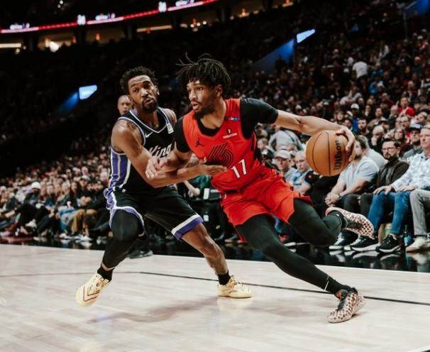 开云体育官网-这支摆烂球队硬是把防守效率干到了联盟第一