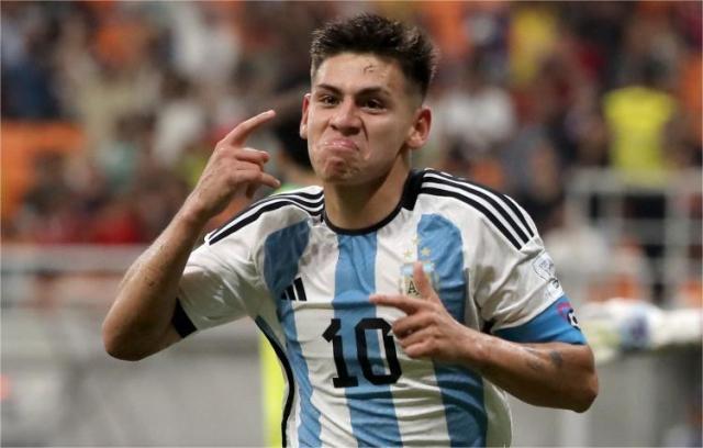 1706193012117006317.jpg 开云体育下载-【早报】十年之后,我来到你的城市,走过你来时的路