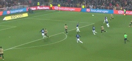 KAIYUN-【法甲】埃基蒂凯一度扳平 巴黎1比3客负朗斯遭首败