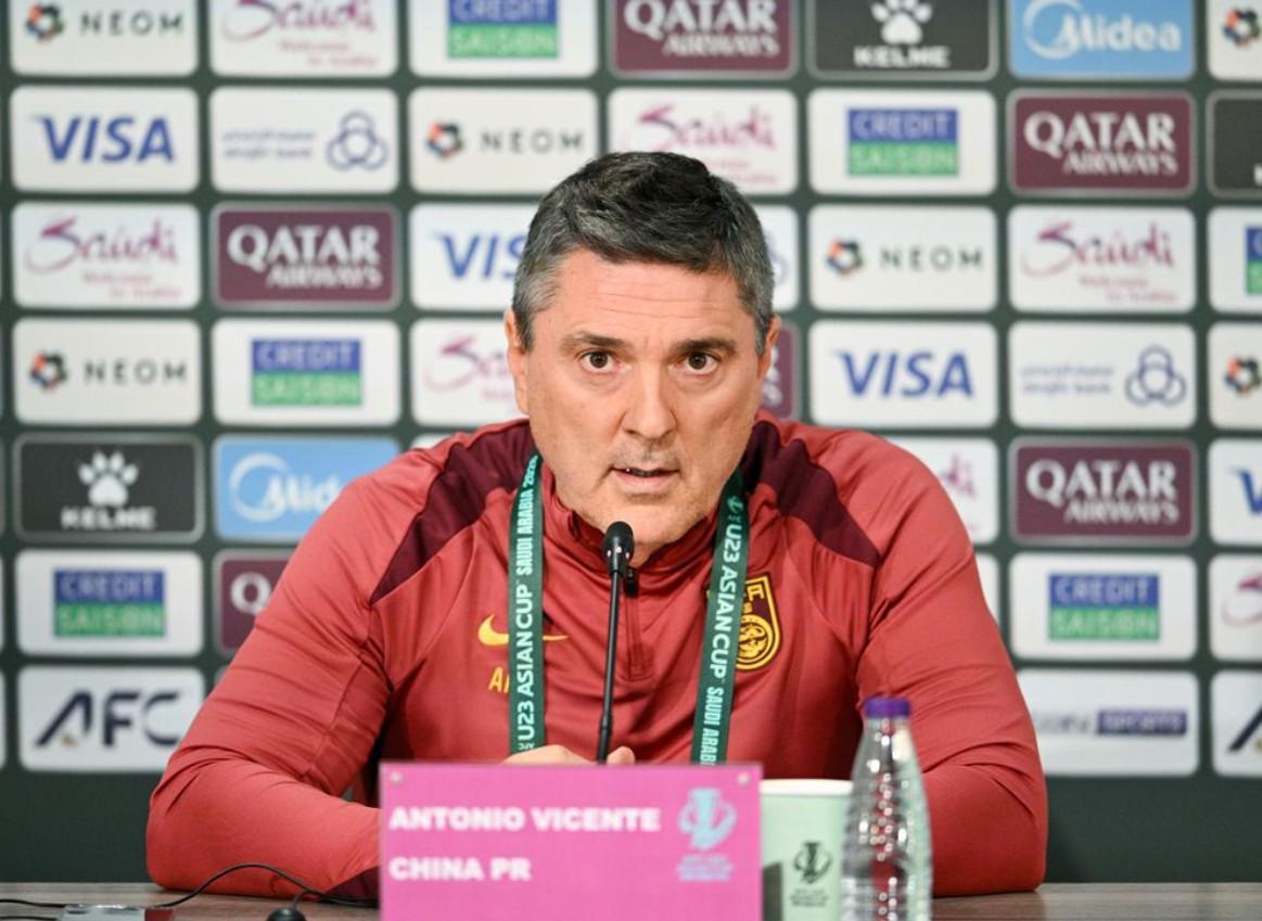 KAIYUN-津媒：安东尼奥知道外界对他的技战术打法多有指责