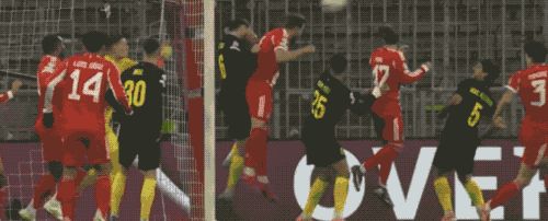 开云体育官网-豪门狂欢夜：马赛0-3利物浦 凯恩双响拜仁2-0升至第二 切尔西1-0|哈里·凯恩|帕福斯|罗斯|大卫路易斯|拜仁慕尼黑_新浪体育_新浪新闻