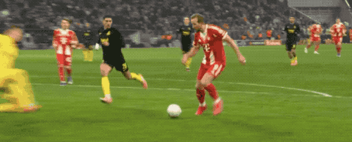 开云体育官网-豪门狂欢夜：马赛0-3利物浦 凯恩双响拜仁2-0升至第二 切尔西1-0|哈里·凯恩|帕福斯|罗斯|大卫路易斯|拜仁慕尼黑_新浪体育_新浪新闻