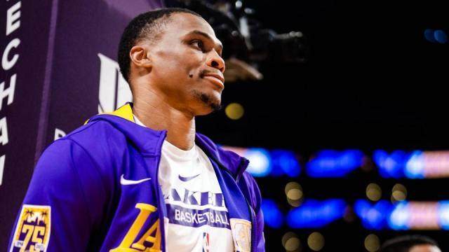 韦少缺阵湖人仍难求一胜 紫金军团最大问题是没篮