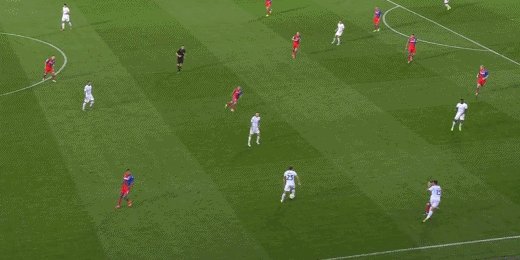 1663109653874049088.gif 开云体育下载-【早报】莱万脚软!拜仁真对巴萨“血脉压制”?