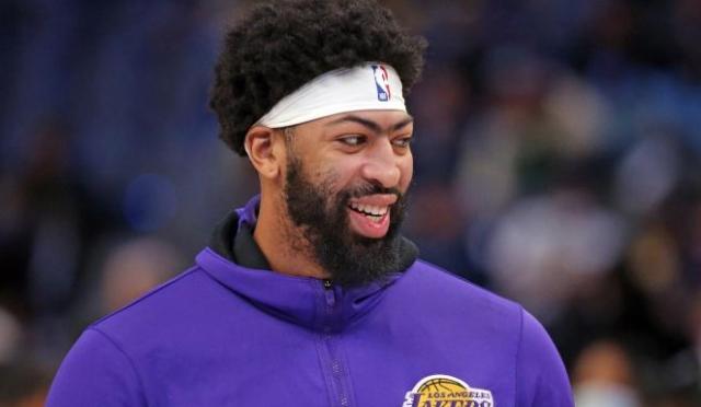 谈及交易浓眉心里没底：Fxxk 真不清楚会发生什么