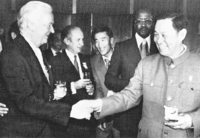 开云体育下载-走,上冰!|冬奥会|国际奥委会|花样滑冰|普莱西|上海_新浪体育_新浪新闻