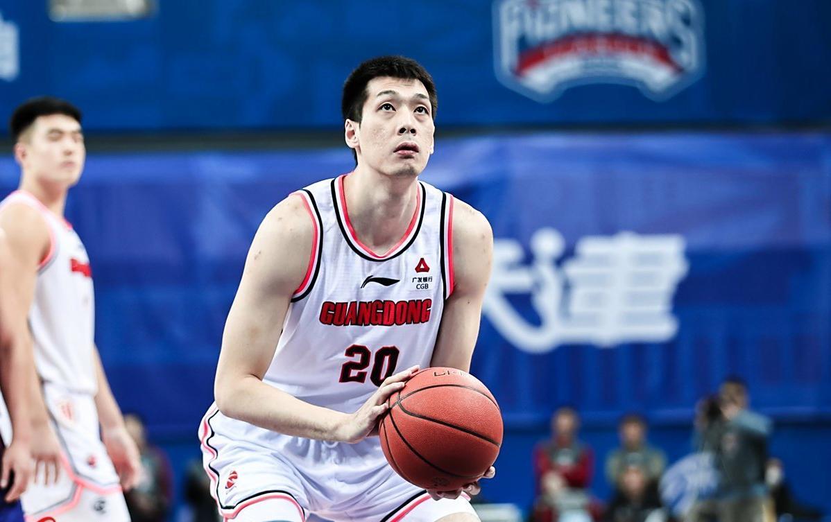 崔永熙球衣换号，和国家队友相同！焦泊乔迎首秀，任骏飞没退役？