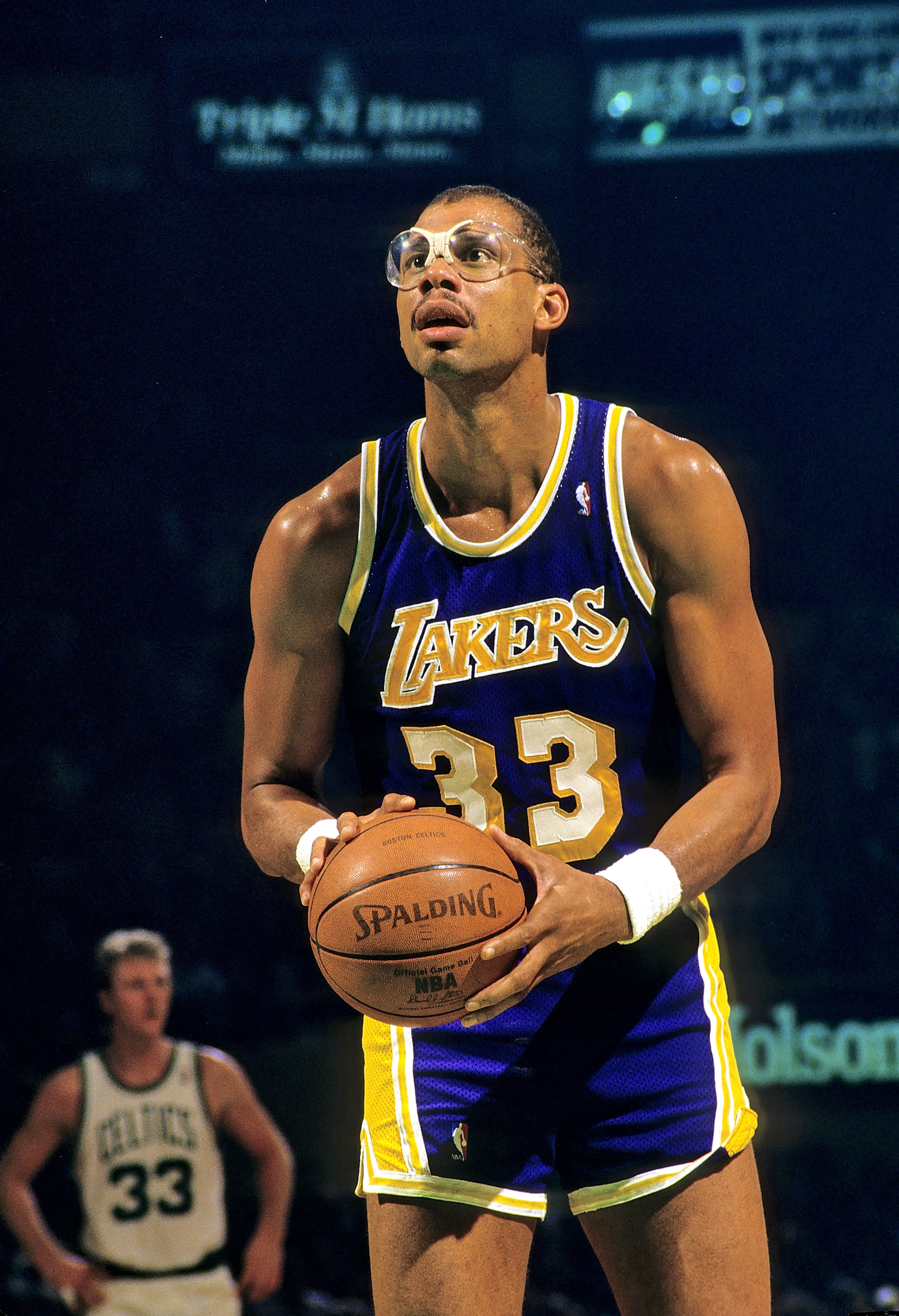 开云体育官网-总进球榜人均名人堂？老詹超天勾 保罗差5球进前40 三少库赞在列