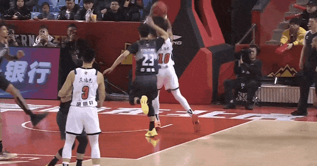 开云体育下载-广东名记质疑CBA裁判：广东队做不行，为何其他球队做就可以
