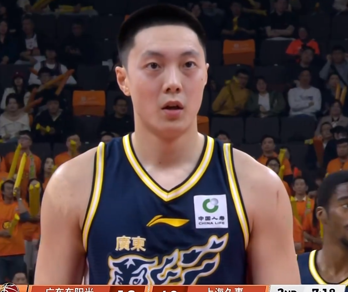 开云体育官网-CBA疯狂一夜！广东完成大逆转，北京1分险胜山西，北控大胜吉林