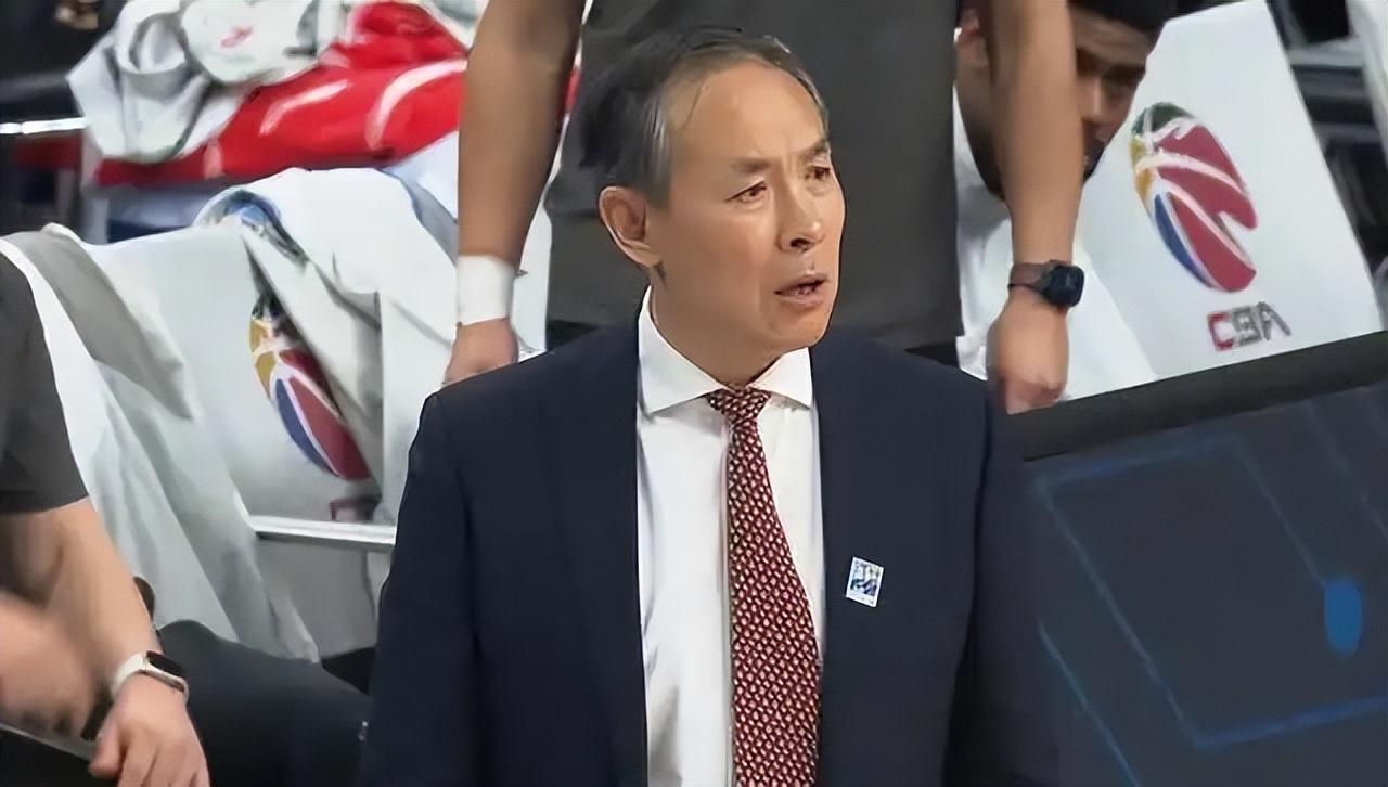 开云体育官网-CBA疯狂一夜！广东完成大逆转，北京1分险胜山西，北控大胜吉林