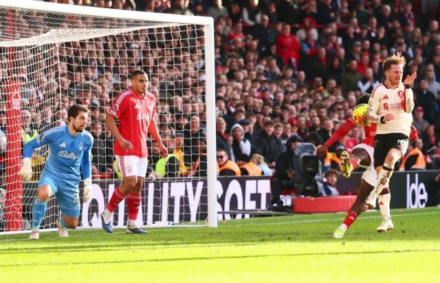 开云APP-这次体毛不越位！VAR读秒反杀，利物浦走出迷雾森林