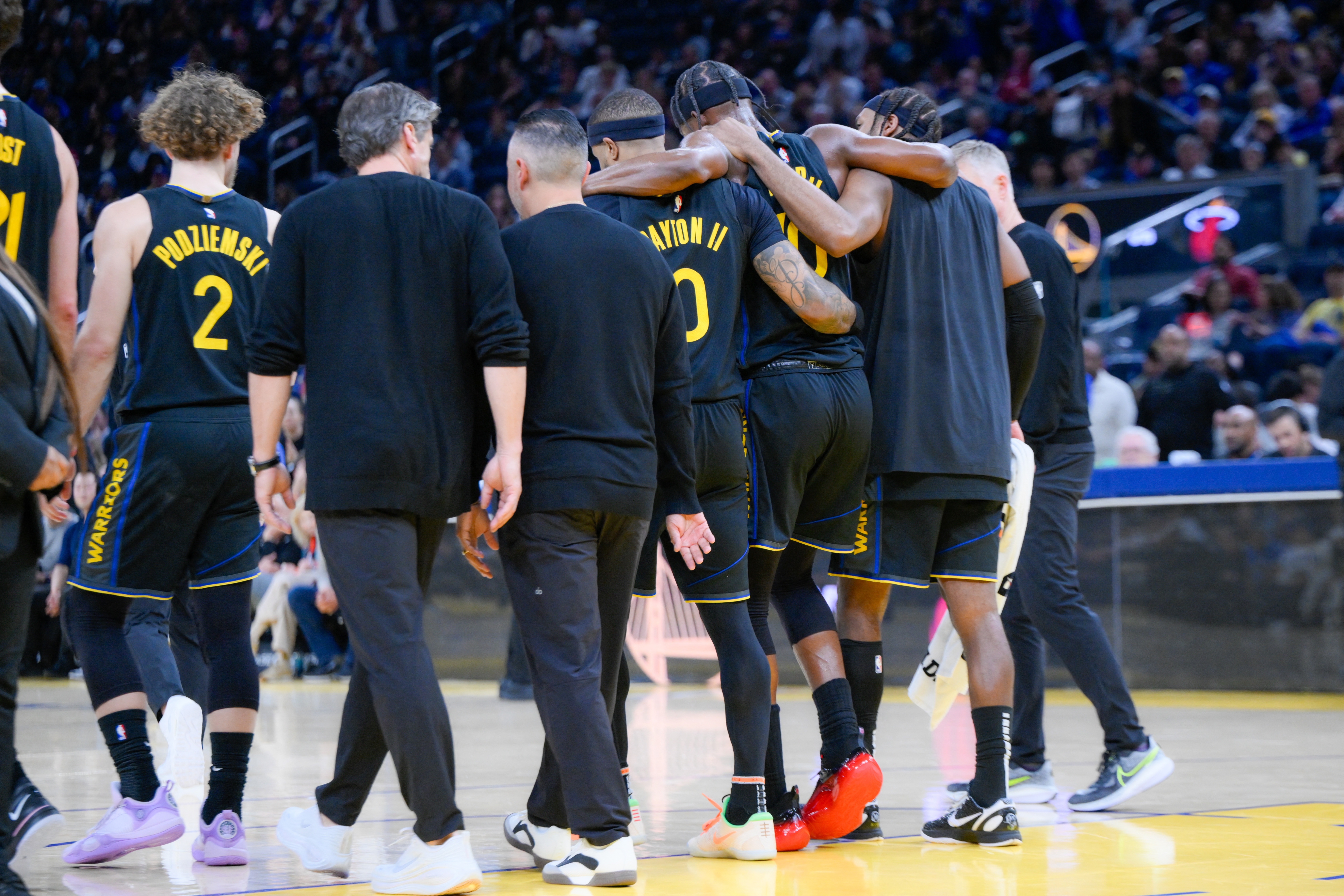 KAIYUN-金州伤病梦魇！巴特勒ACL报销 穆迪恐怖膝伤 库里跑步膝归期未定