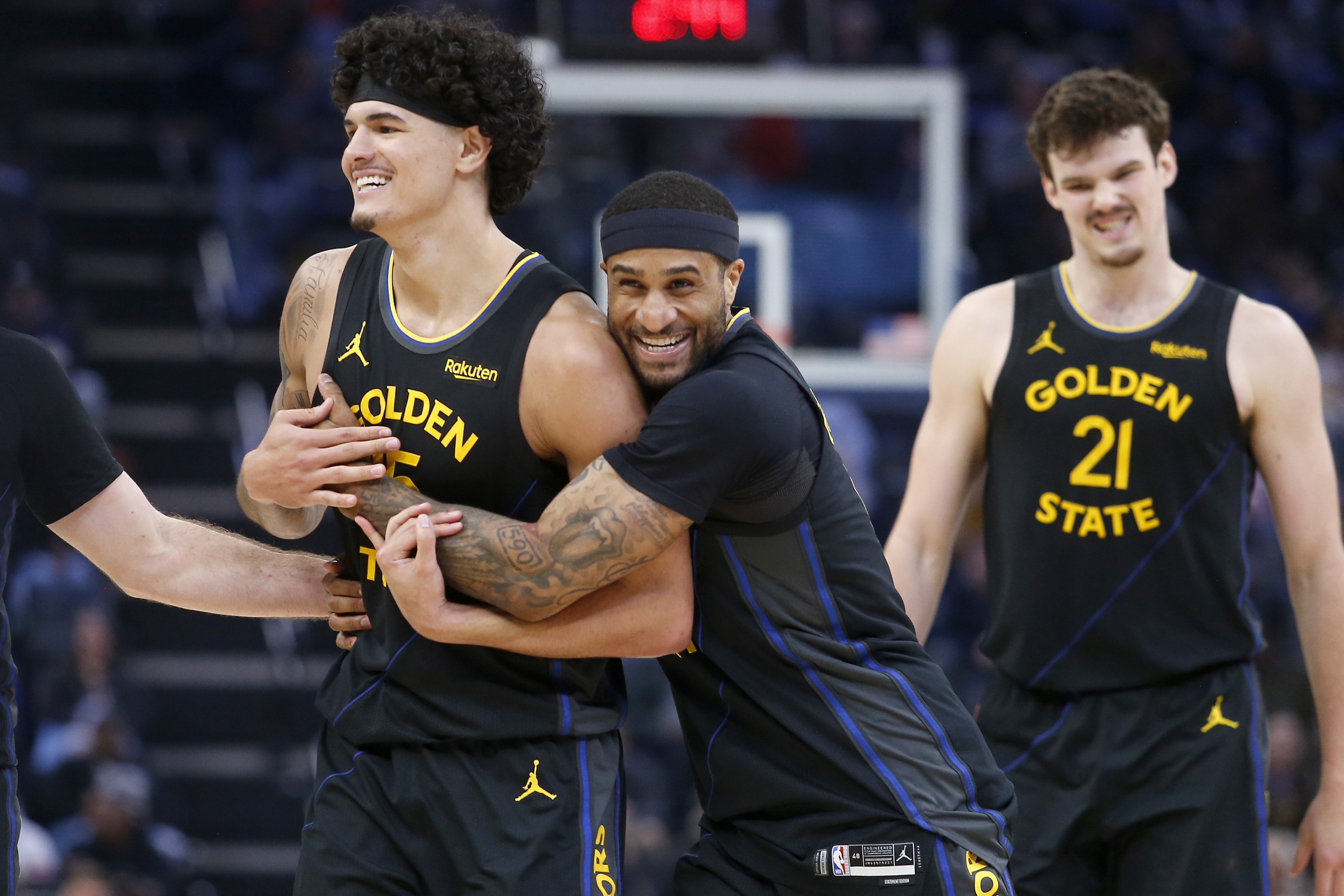 开云体育下载-他靠巴博萨引荐才成55号秀一度年薪4万 已成勇士灾难赛季最大慰藉